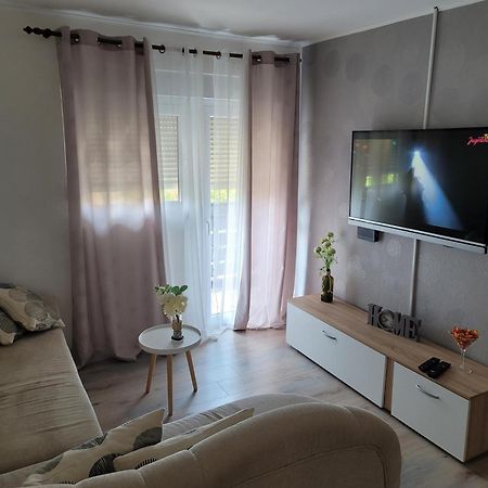 Apartments Lanterna Ražanac Εξωτερικό φωτογραφία