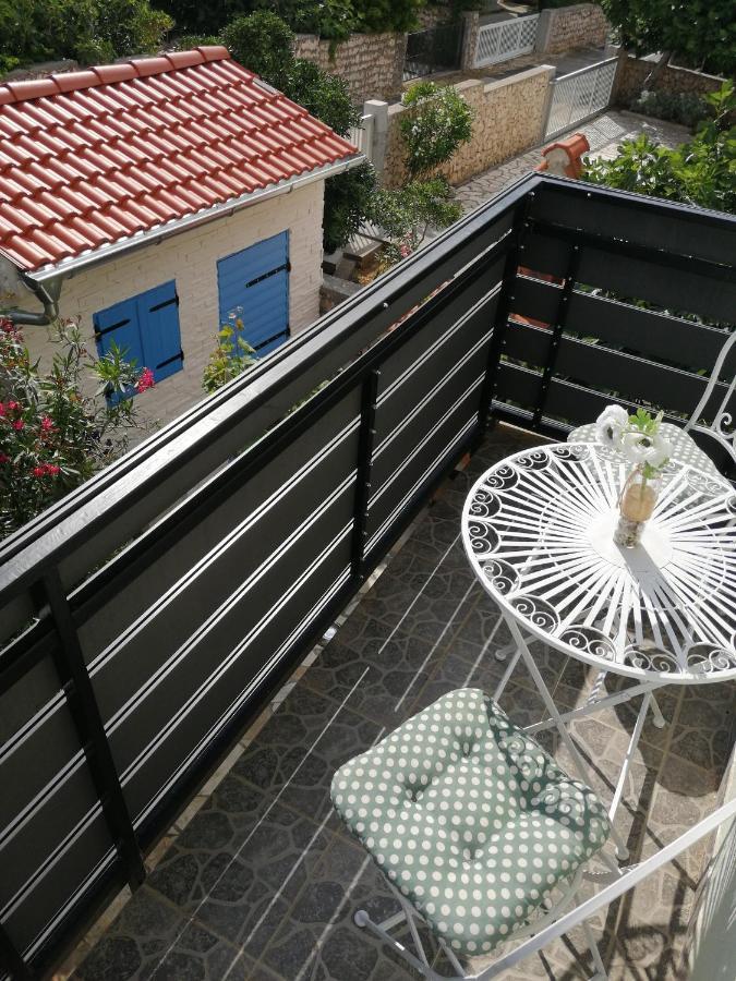 Apartments Lanterna Ražanac Εξωτερικό φωτογραφία