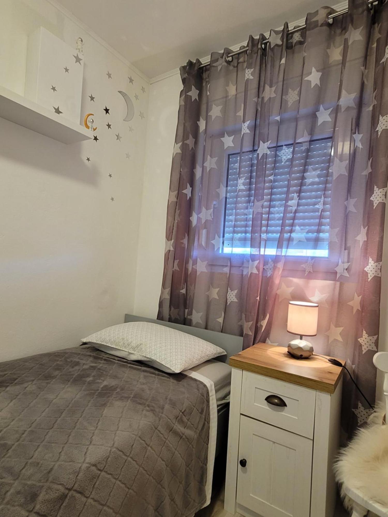 Apartments Lanterna Ražanac Εξωτερικό φωτογραφία