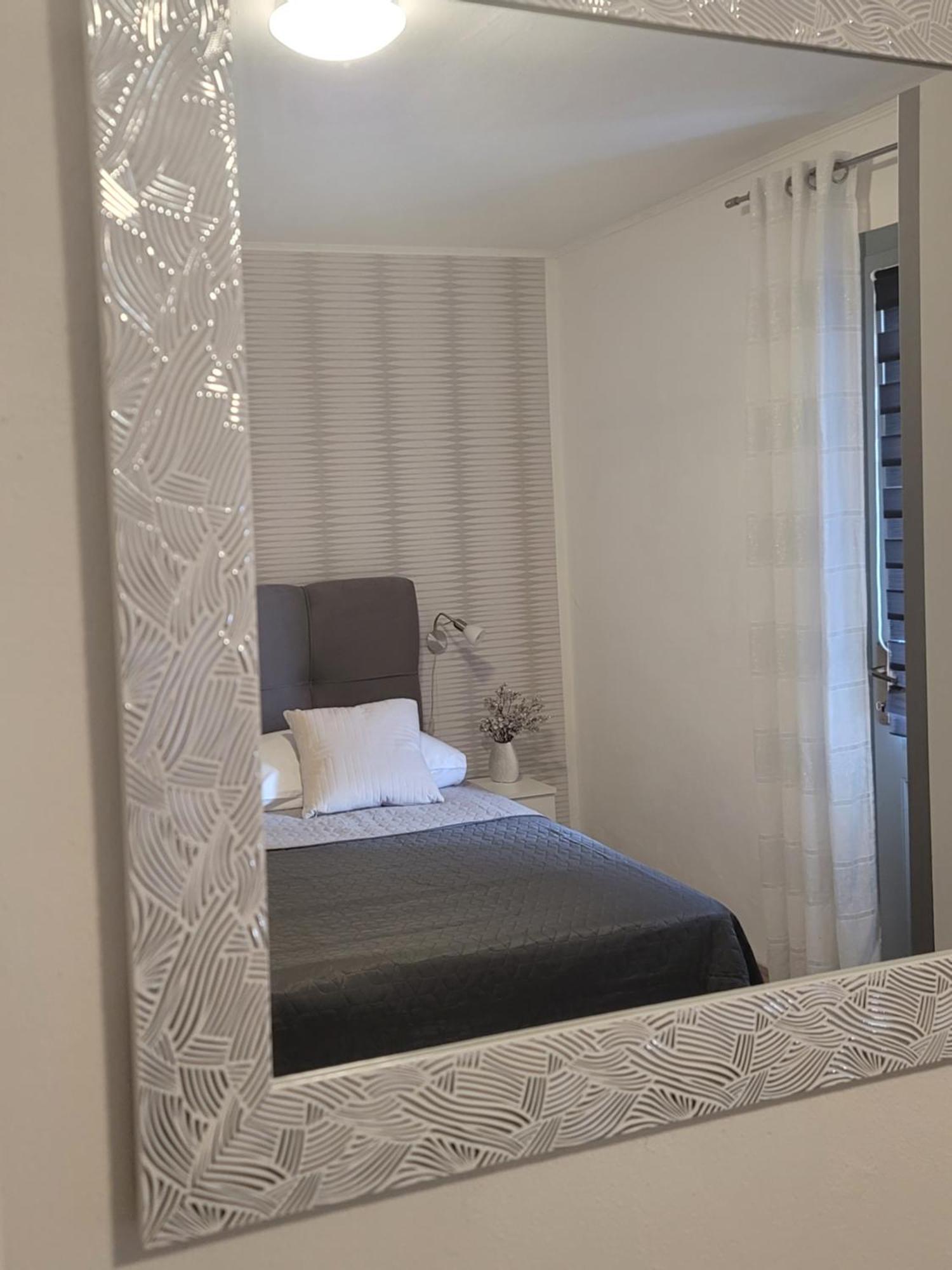 Apartments Lanterna Ražanac Εξωτερικό φωτογραφία